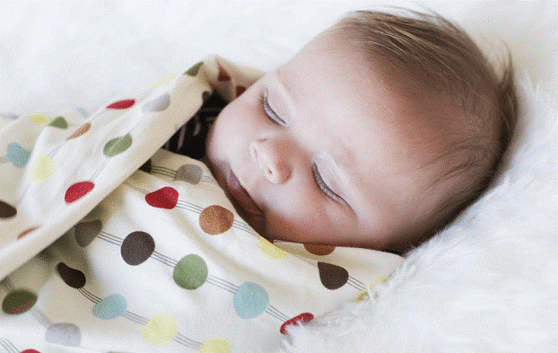  trẻ sơ sinh khó ngủ